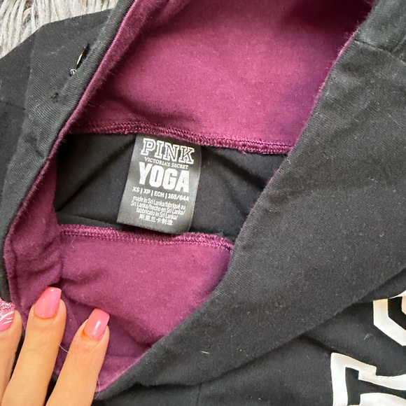 🌟PINK Victoria's Secret Black and Purple Leggings - Picture 3 of 3
